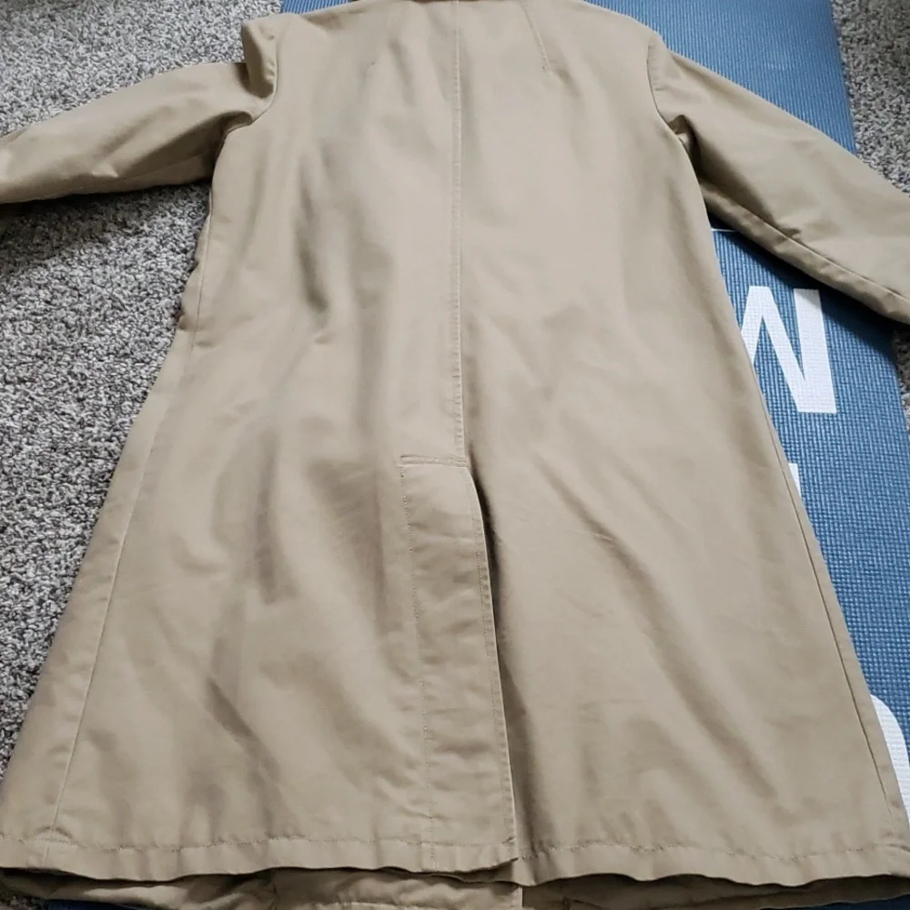 Gap Trench Coat - Picture 10 of 11